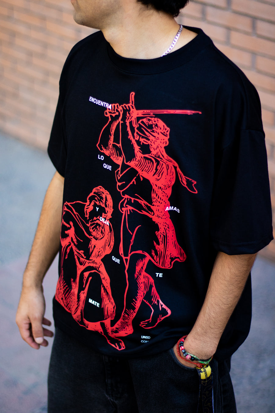 Polera "Encuentra lo que amas y deja que te mate"