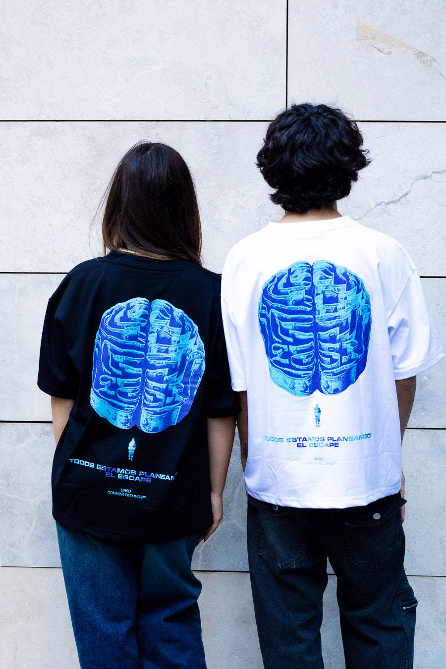 Polera "Todos estamos planeando el escape"